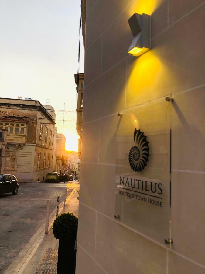 Nautilus Boutique Townhouse Hotel Sliema Exterior photo